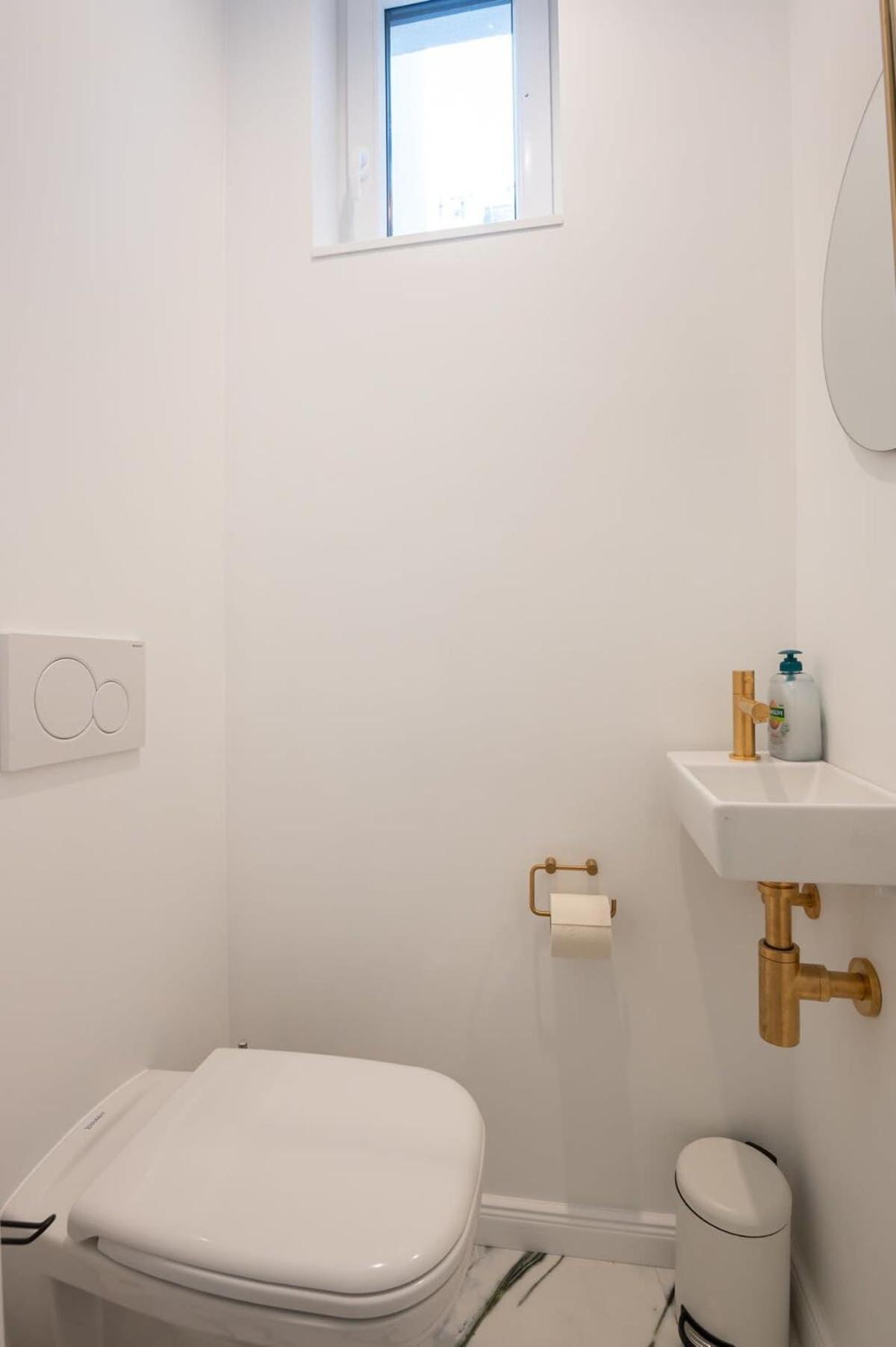 Renovated Art Deco Apartment With Vintage Elements 오스텐드 외부 사진