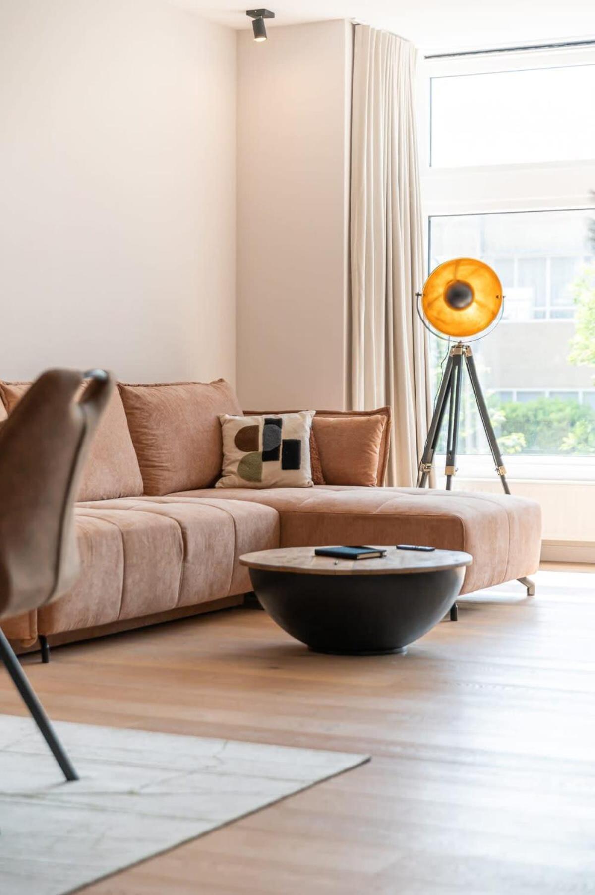 Renovated Art Deco Apartment With Vintage Elements 오스텐드 외부 사진